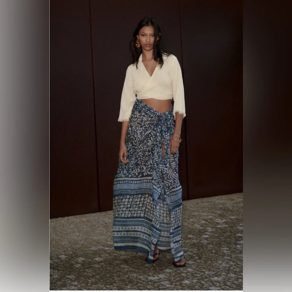 NEW Zara Printed Linen Blend Wrap Skirt Indigo Boho Tribal - Picture 1 of 3